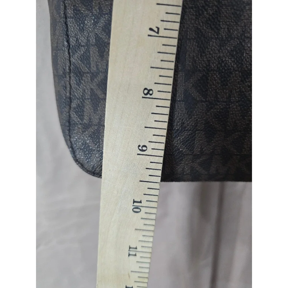 Michael Kors Jet Set Travel Large Logo Messenger Crossbody Bag Brown 35F8GTVM7B